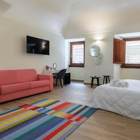 Mater Rooms & Suites-3