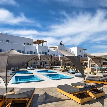 Aelia Luxury Suites-2