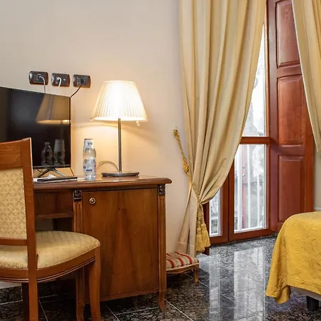Le Stanze Del Vicere Boutique Hotel-3
