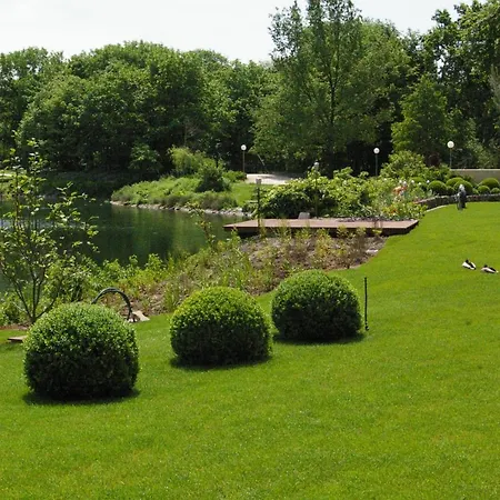 Lago Hotel & Restaurant Am See-3