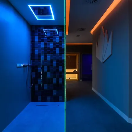 Hangar Hotel-2