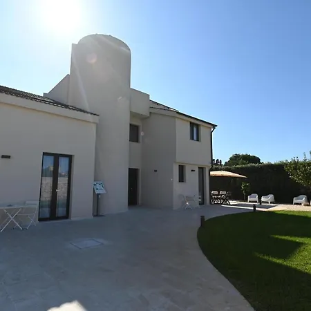 Tipino-2