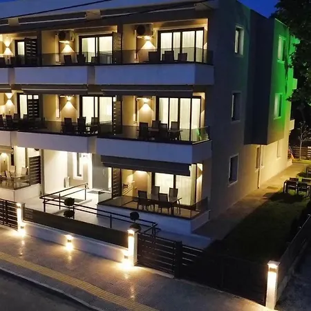 Garden Apartments-3