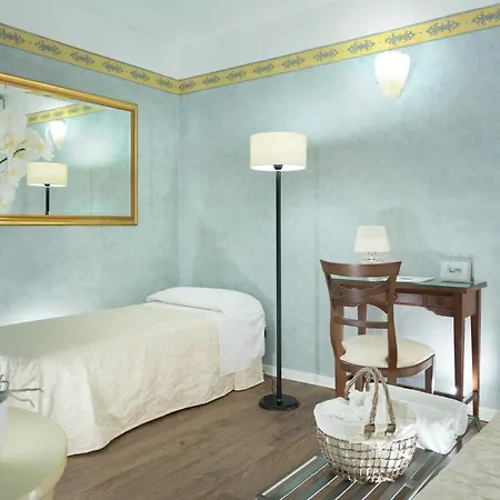 Hotel Apollo-3