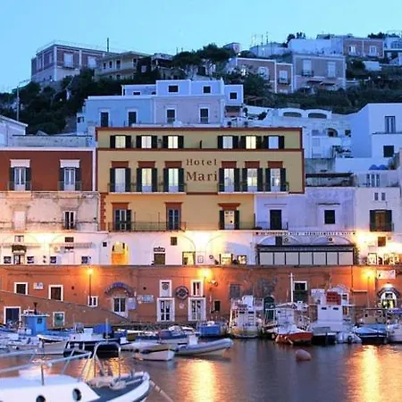 Al Mari Suites-3