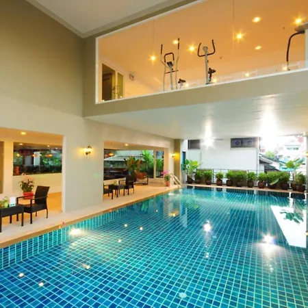 Boss Suites Nana Hotel-3