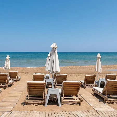 Esperides Beach Hotel Apartments-2