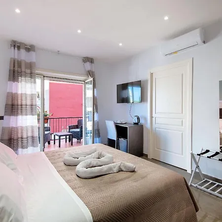 Garibaldi Rooms-3