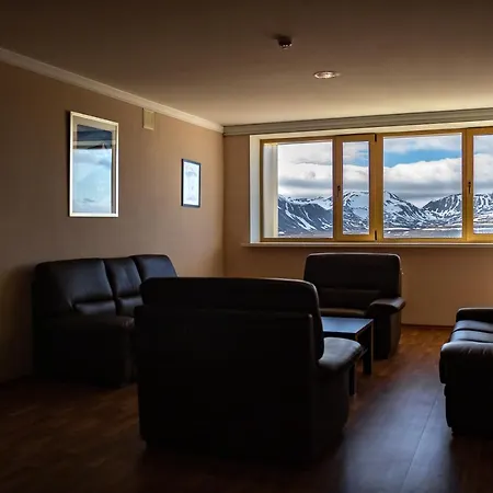 Hotel Barentsburg-3
