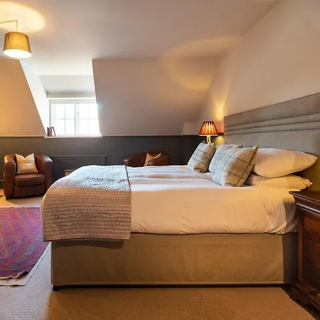 The Hoste And The Vine House Hotels-3