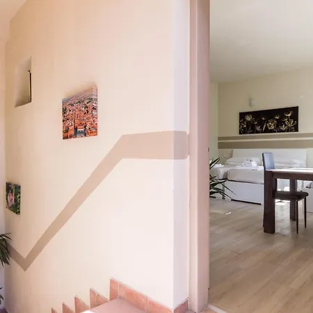 Center Rooms-3