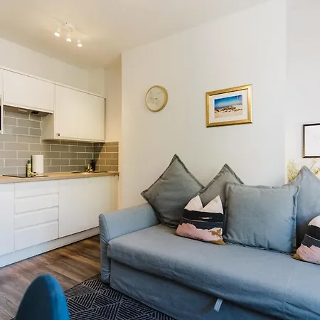 Design Suites Lytham-3