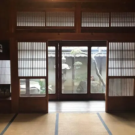 Old Japanese House-3