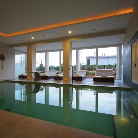 Grupotel Macarella Suites & Spa-2