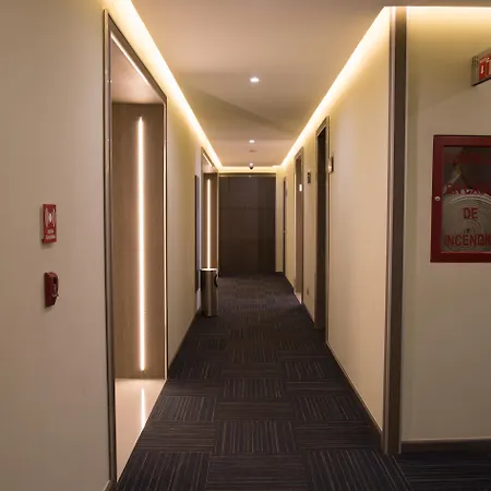 Hotel Riazor Aeropuerto-3