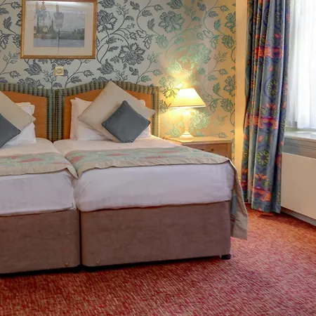Norfolk Royale Hotel-2