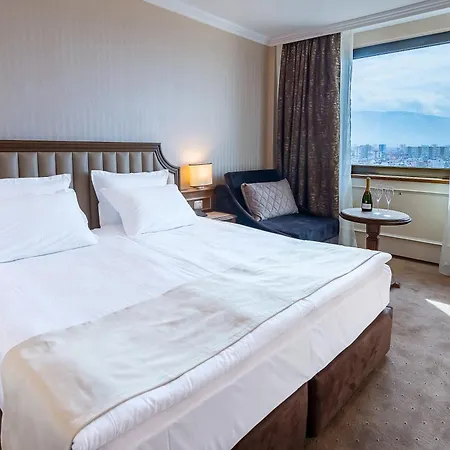 Astoria Grand Hotel-3