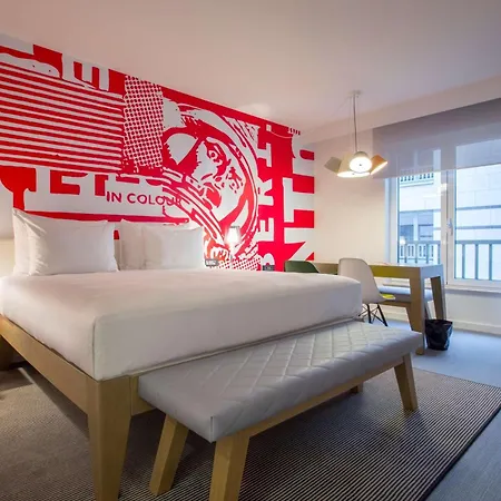 Radisson Red Brussels-3