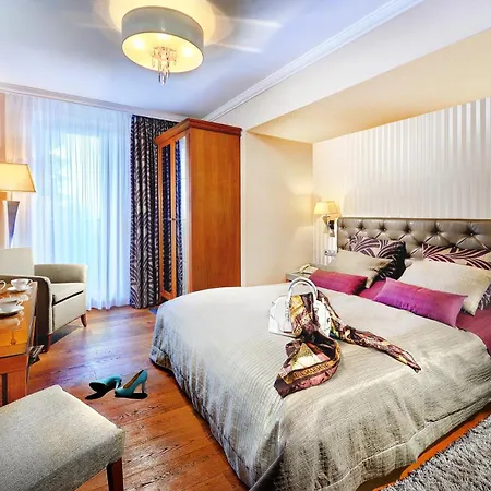 Grand Hotel Praha-2