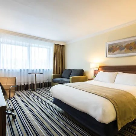 Holiday Inn Reading West By Ihg-2