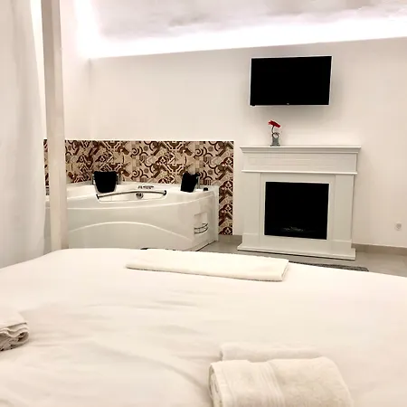 Ada Suites & Spa-3