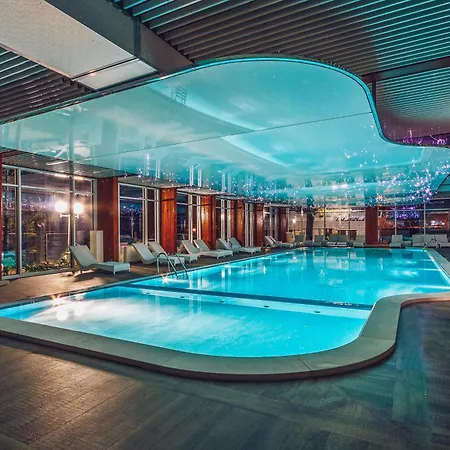 Carine Hotel Delfin-2