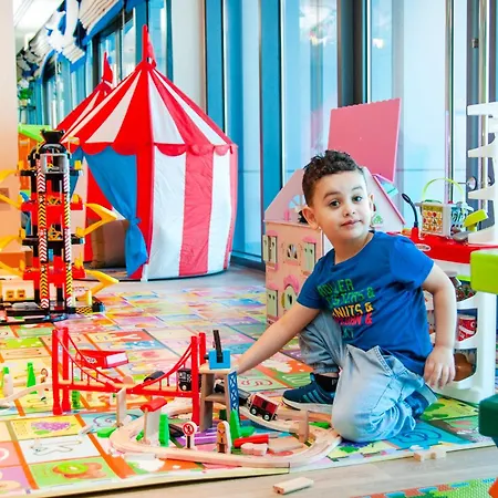 Holiday Inn & Suites - Dubai Festival City By Ihg-2