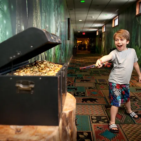 Great Wolf Lodge Waterpark Resort-3