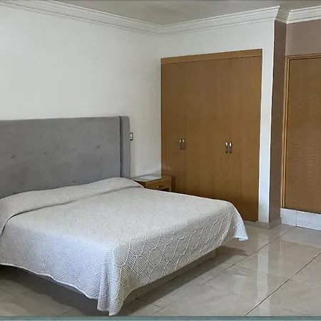 Hotel Camelinas-2