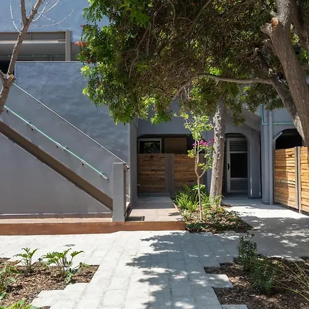 Hacienda Santa Barbara by Homi Rent-2