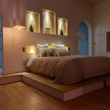 Mas Escala Suites & Spa-2