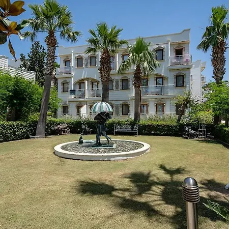Golden Beach Resort & Spa-3