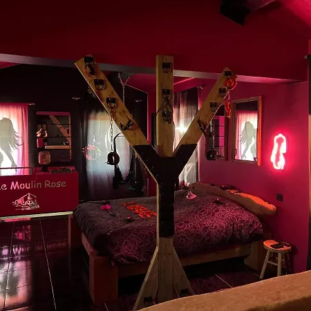 Love Room du Moulin Rose-2