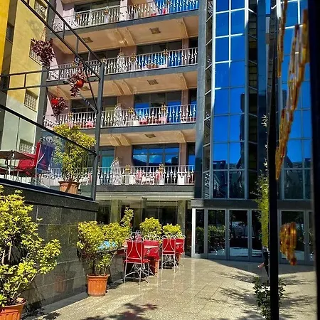 Hotel Elysee-2