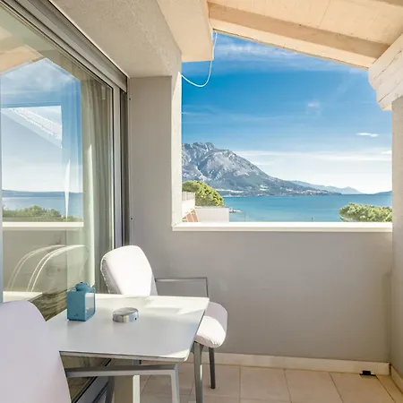 Rogac Rooms & Restaurant-2