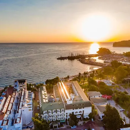 L'Ancora Beach Hotel-2