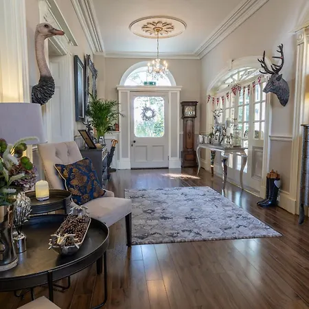 Highgate House-3
