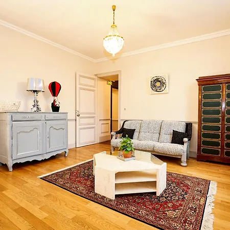 Champagne Andre Bergere & Suites-3