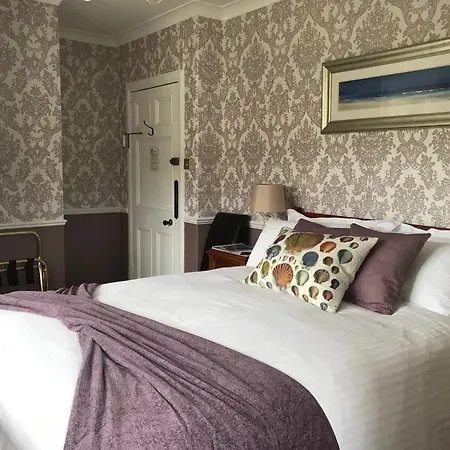 Dalgreine Guest House-2