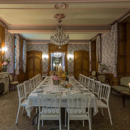 Chateau d'Estrac-3