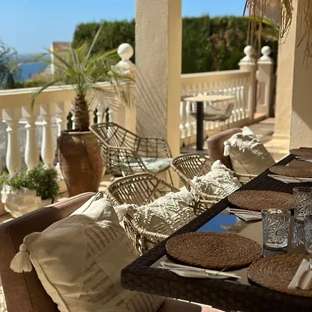 Luxury B&B Villa Tauro-3