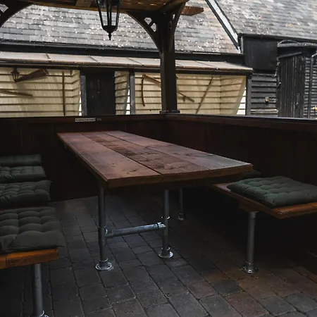 The Black Horse Inn-2