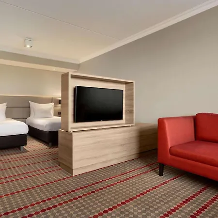 Ramada By Wyndham Amsterdam Airport Schiphol-3