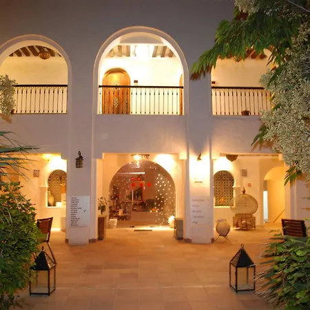 Hotel De Charme Et Spa Dar El Bhar-2