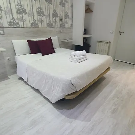 Hostal Met Madrid-2