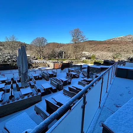 Grapes Hotel, Bar & Restaurant Snowdonia Nr Zip World-3