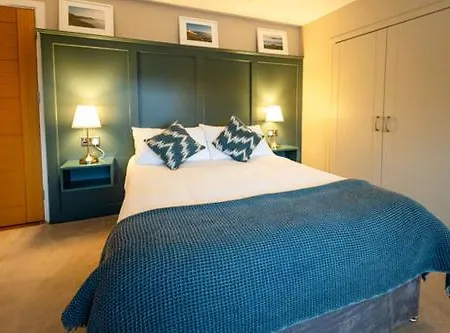 Summerfield Lodge B&B-3