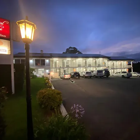 Colonial Lodge Motor Inn-3