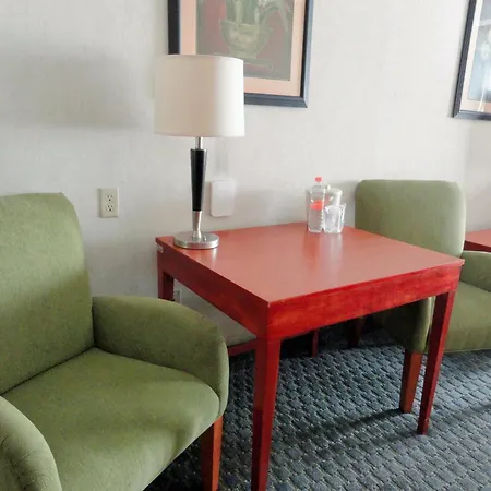 Holiday Inn Express&Suites Toluca Zona Aeropuerto, an IHG Hotel-3