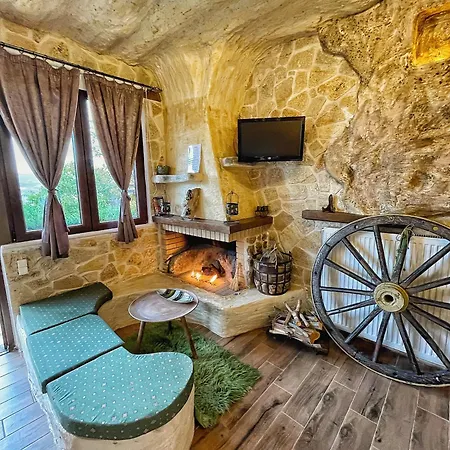 Anilia Guesthouse-2